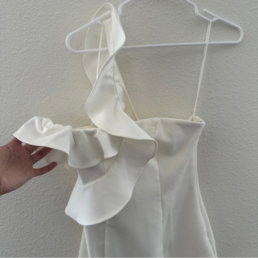 LIKELY Ruffled Mini Dress Women 4 White One Shoulder Flounce Hem - Picture 4 of 11